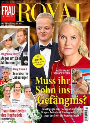 Frau im Spiegel Royal - 8 Oktober 2024